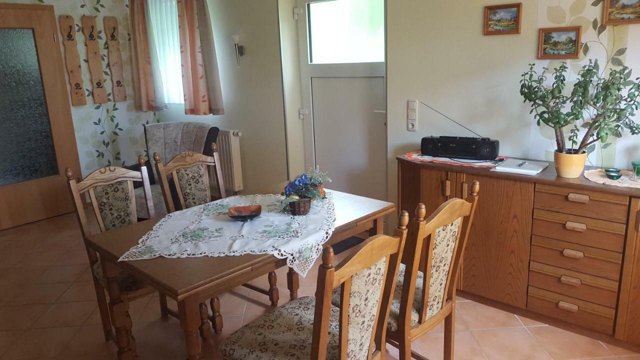 Ferienwohnung "Am Fechtertor- Eingang Zum Schlosspark" Putbus Zewnętrze zdjęcie