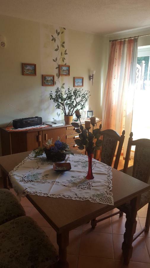 Ferienwohnung "Am Fechtertor- Eingang Zum Schlosspark" Putbus Zewnętrze zdjęcie