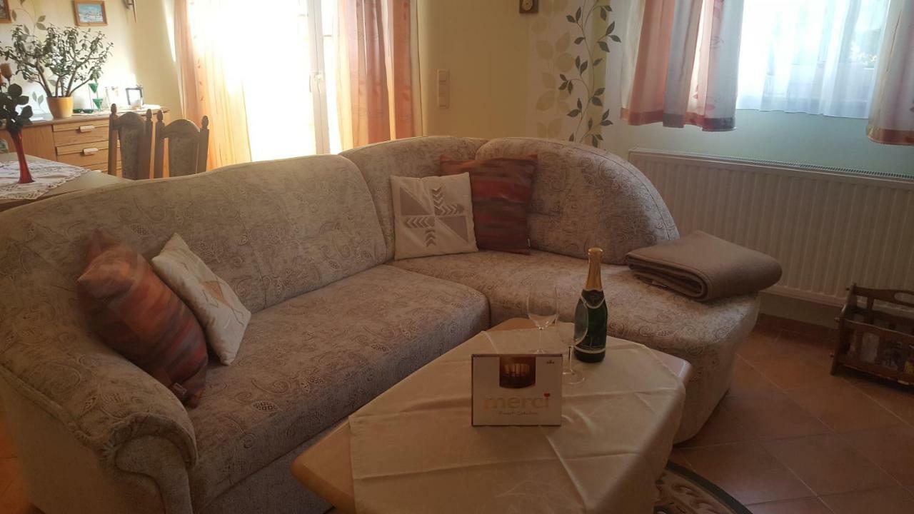 Ferienwohnung "Am Fechtertor- Eingang Zum Schlosspark" Putbus Zewnętrze zdjęcie